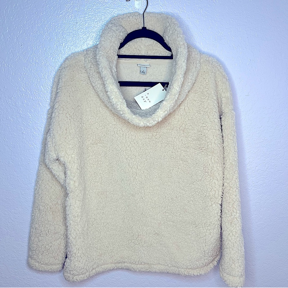 SUPER SOFT COMFY Women’s  Cowl Neck Sherpa Sweater Cream NEW!
